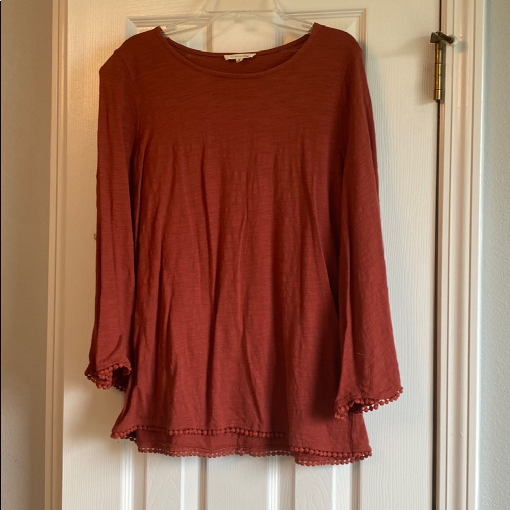 Rust flare sleeve top